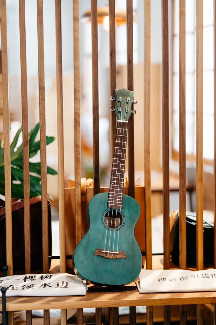 UKA1 Ash Wood Tenor Ukulele Matte Green