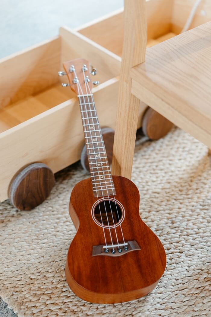 UKM1 Solid Mahogany Wood Concert Ukulele